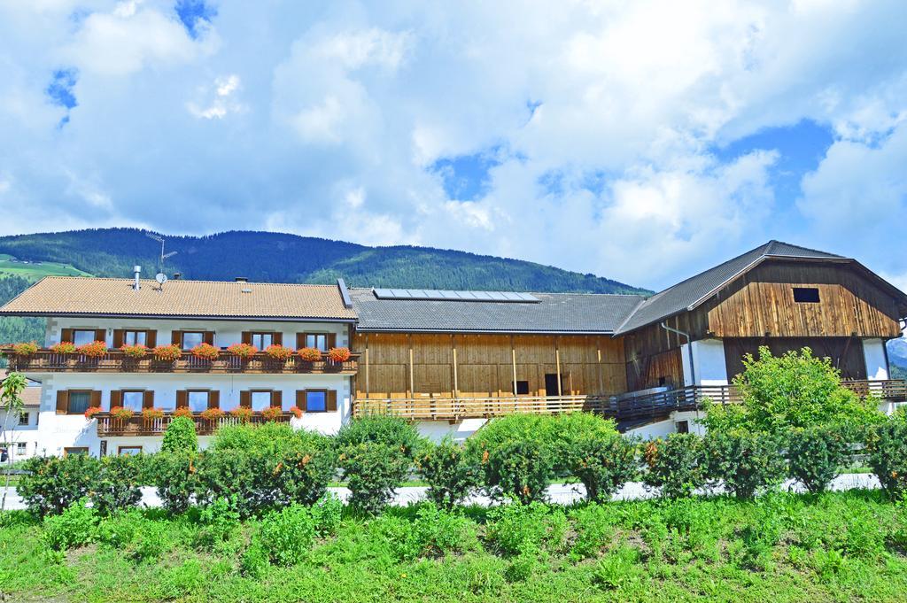 Niedermairhof Villa Falzes Exterior foto